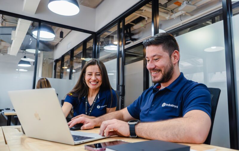 Nuevo UPS Interactivo: respaldo eficiente para electrodomésticos y equipo de oficina
